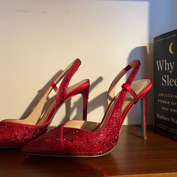 Betsey Johnson Red Rhinestone Shoe - Picture 3 of 4